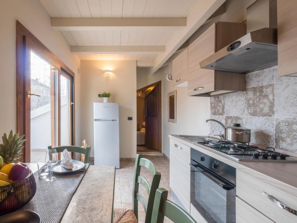 Appartamenti Villa Tonni Габиче Маре Екстериор снимка