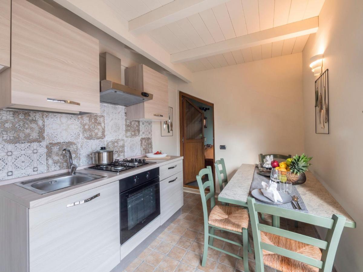 Appartamenti Villa Tonni Габиче Маре Екстериор снимка