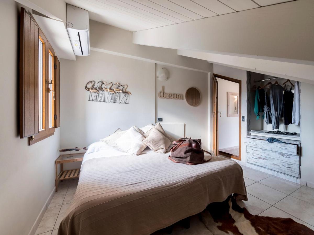 Appartamenti Villa Tonni Габиче Маре Екстериор снимка