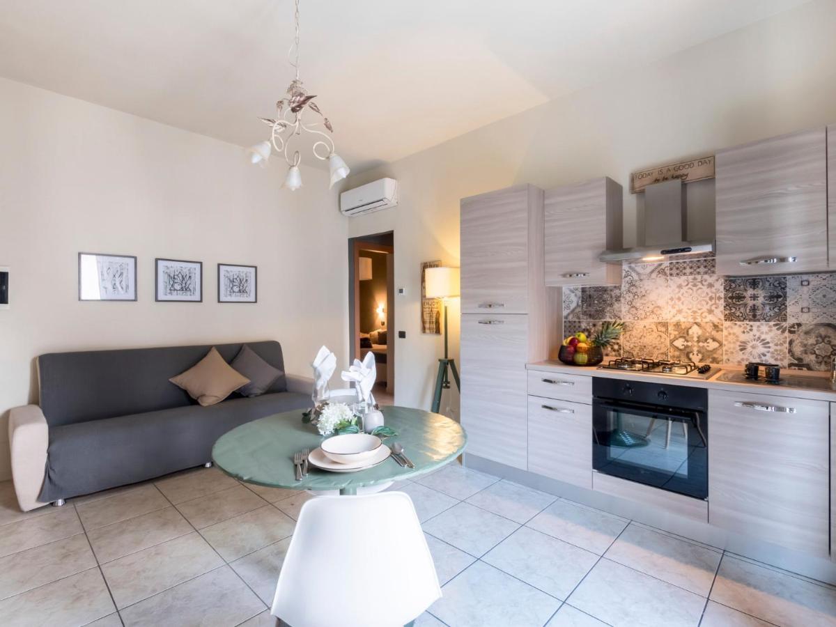 Appartamenti Villa Tonni Габиче Маре Екстериор снимка