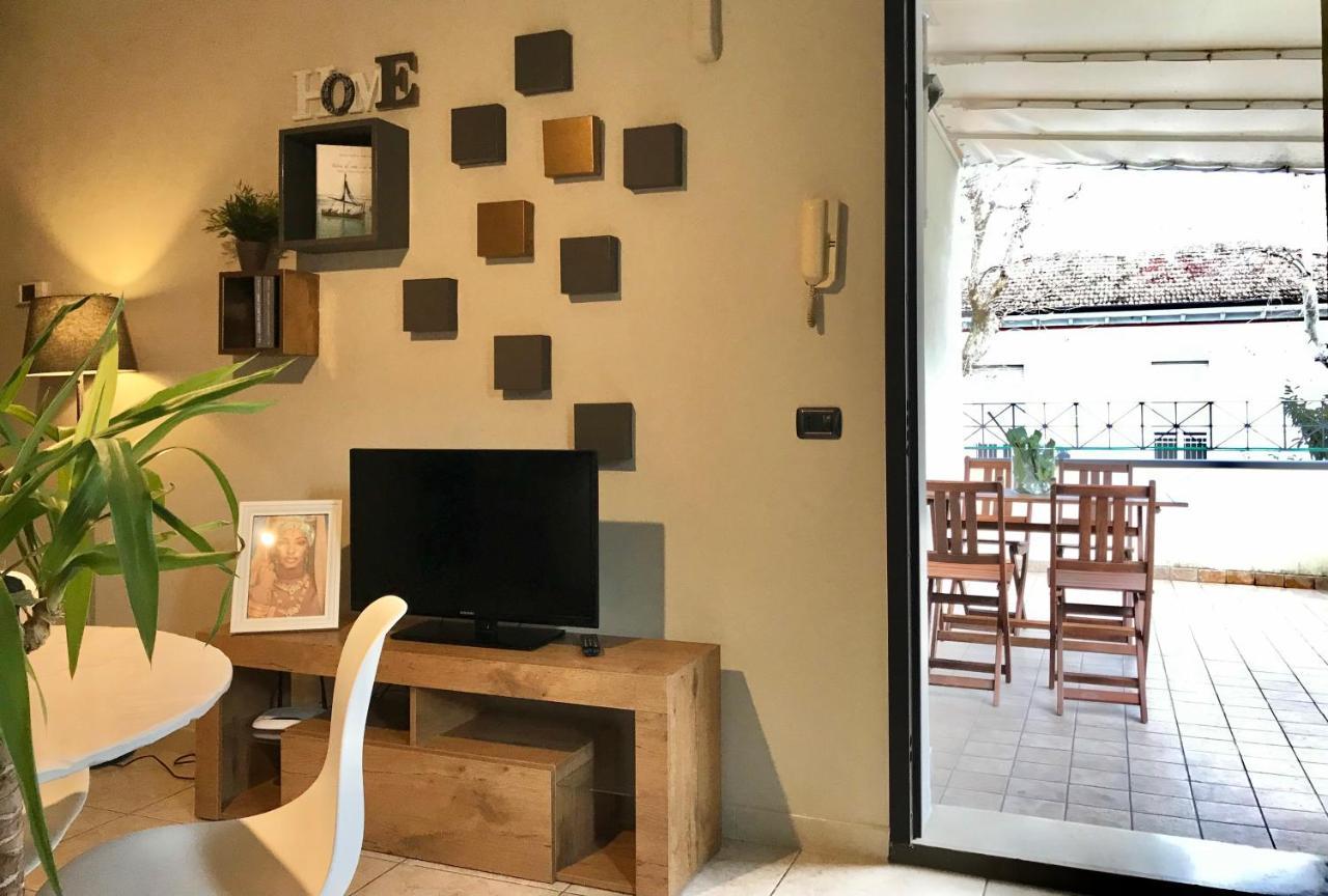 Appartamenti Villa Tonni Габиче Маре Екстериор снимка