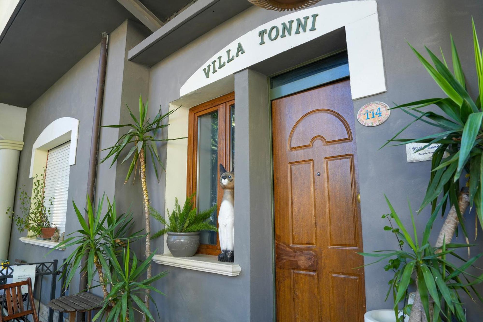 Appartamenti Villa Tonni Габиче Маре Екстериор снимка